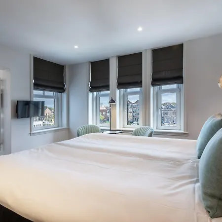Hotel Maassluis 3*