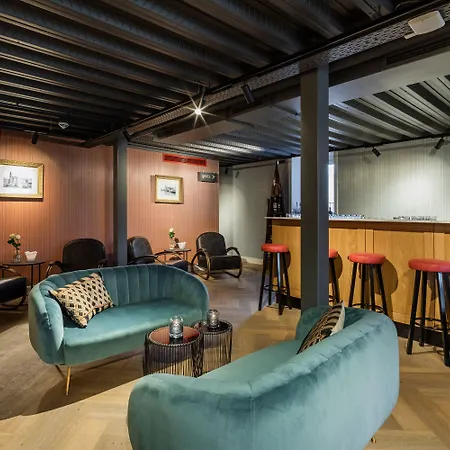 Hotel Maassluis Szálloda 3*