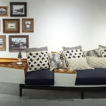 Hotel Maassluis Szálloda