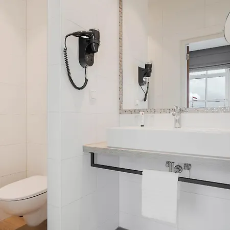 Hotel Maassluis 호텔