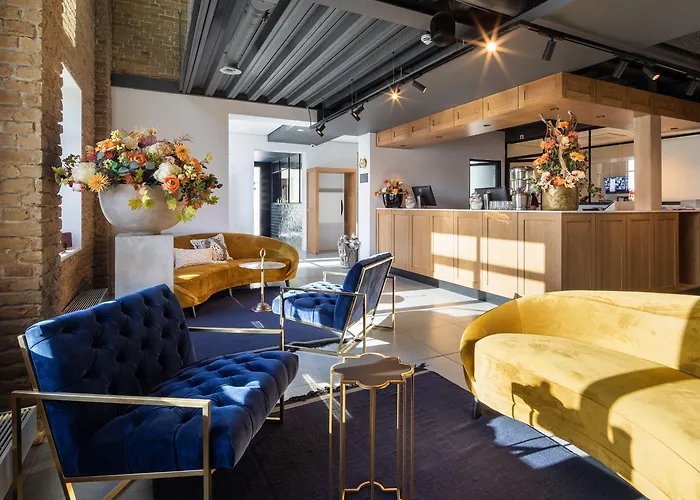 מלון Hotel Maassluis