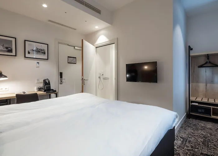 מלון Hotel Maassluis