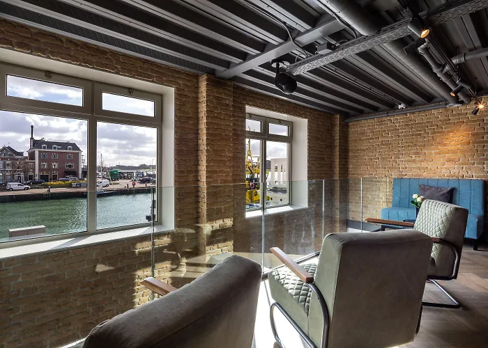 Hotel Maassluis מאס-סלאוס