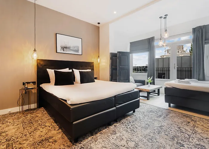 Hotel Maassluis 3* מאס-סלאוס